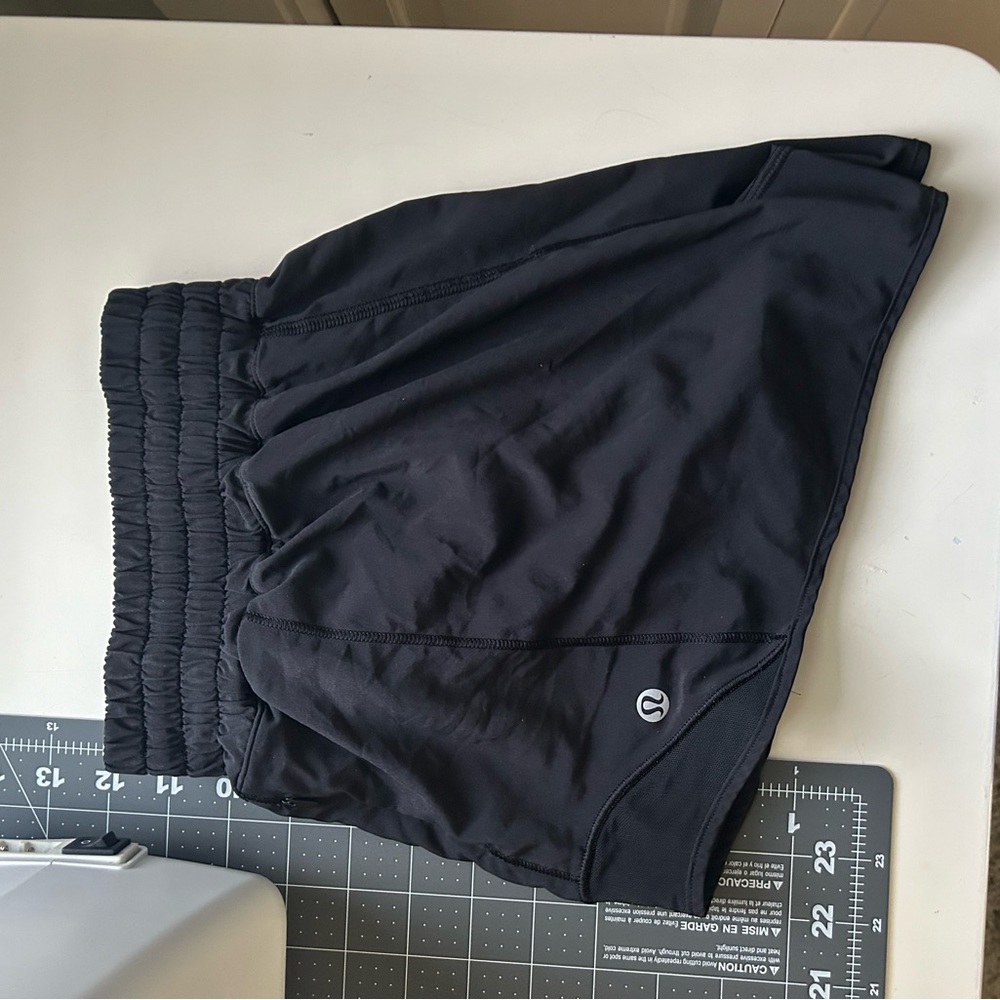 Hotty Hot Short
